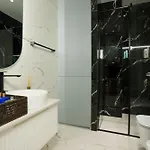 Luxury View Private Jacuzzi Appartamento *