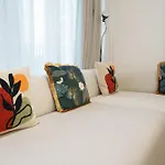 Luxury View Private Jacuzzi Appartamento *