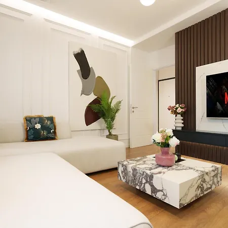 Appartamento Luxury View Private Jacuzzi Tirana