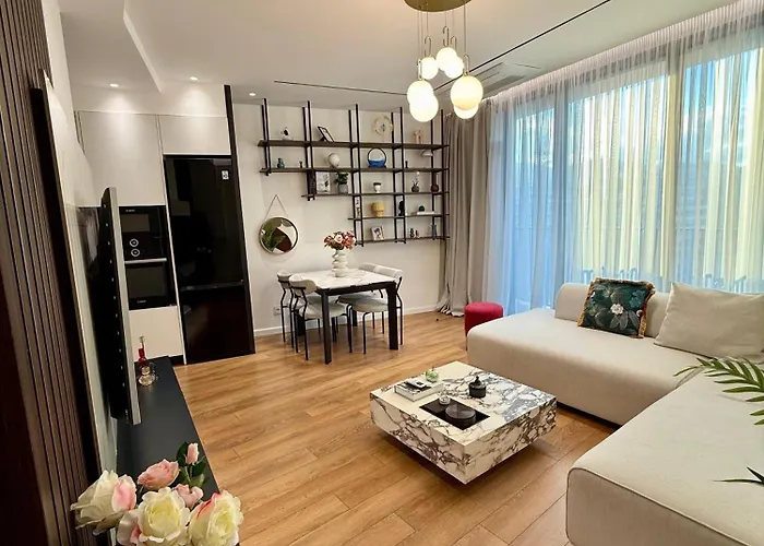 Luxury View Private Jacuzzi * 地拉那