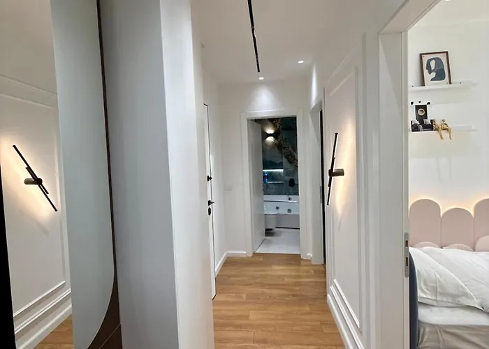 公寓 Luxury View Private Jacuzzi 地拉那