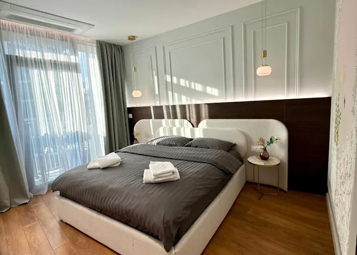 Luxury View Private Jacuzzi Apartment